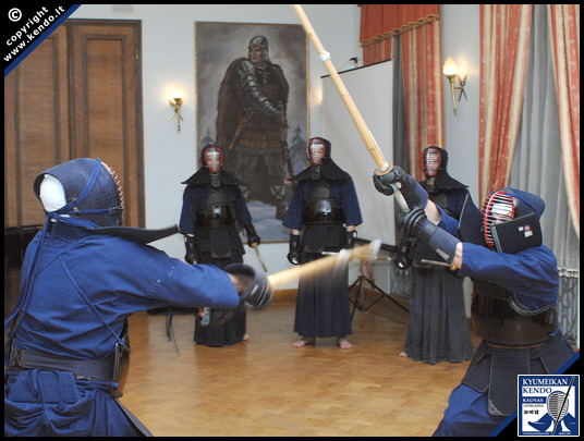 Kendo kunigaikščių menėje, Rolando Vaizgėlos fotografija